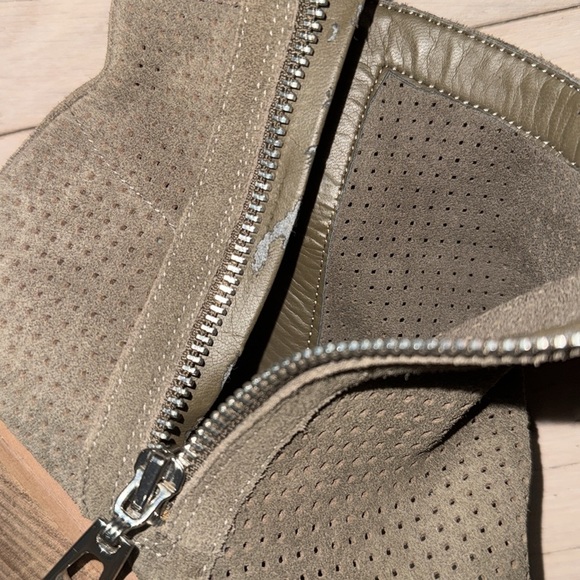 Western booties pointed toe Guess olive Talzay leather pegboard style size 8. - Picture 3 of 6